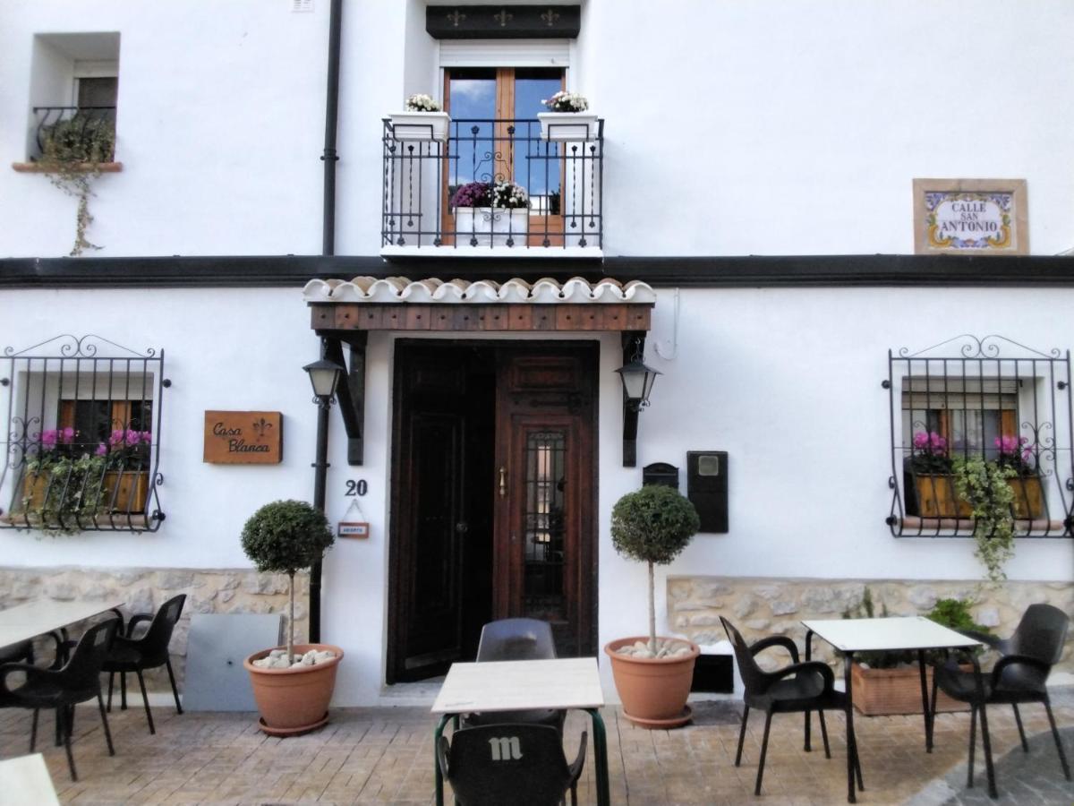 Castell De Castells Casa Blanca B&B 외부 사진