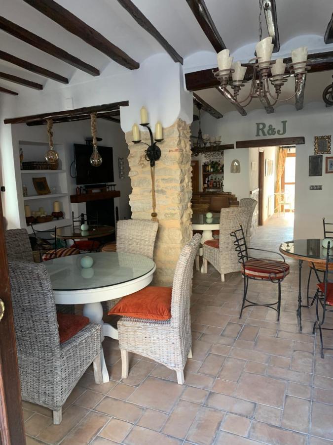 Castell De Castells Casa Blanca B&B 외부 사진