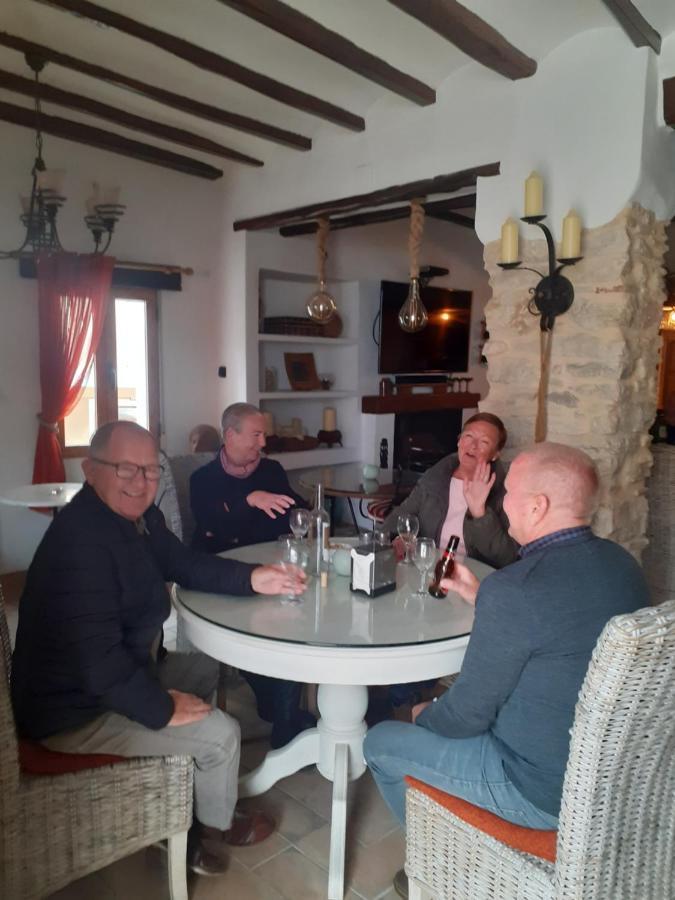 Castell De Castells Casa Blanca B&B 외부 사진