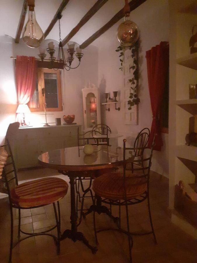 Castell De Castells Casa Blanca B&B 외부 사진