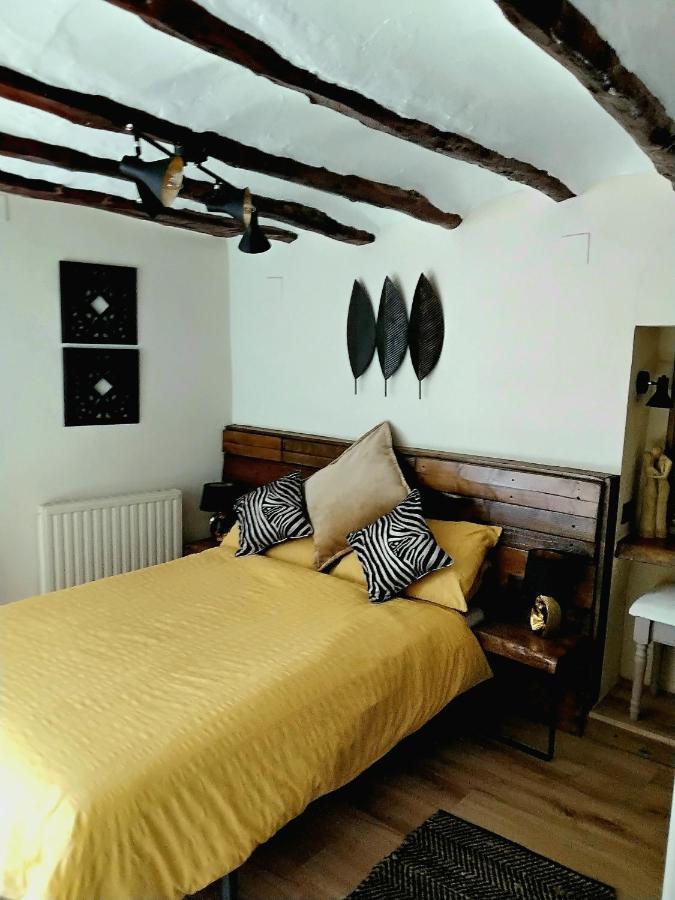 Castell De Castells Casa Blanca B&B 외부 사진